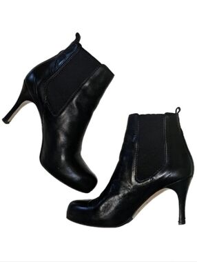 Luciano Padovan Black Heeled Booties Size 39